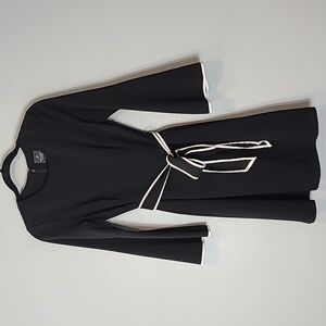 Adrianna Papell Black White Dress Flare‎ Sleeve Size 4 Comfy Office